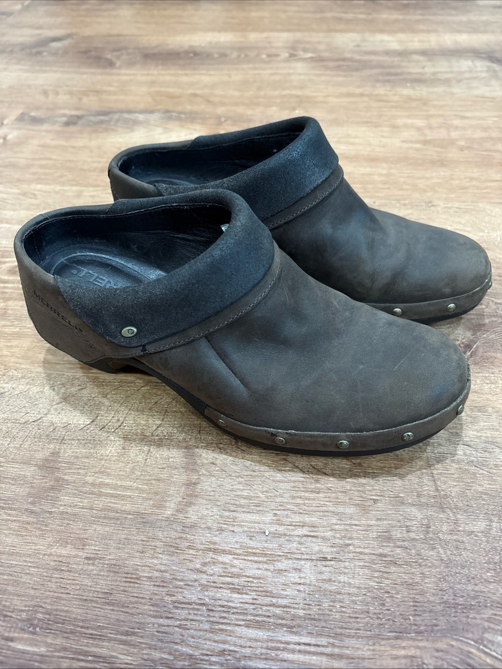 Merrell Luxe Wrap bitter chocolate leather studded clogs mules shoes women’s 8.5